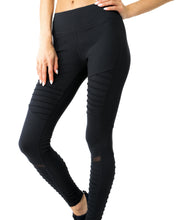 Load image into Gallery viewer, Athletique Low-Waisted Ribbed Leggings With Hidden Pocket and Mesh