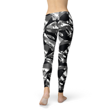 Load image into Gallery viewer, Womens Urban Camo Leggings