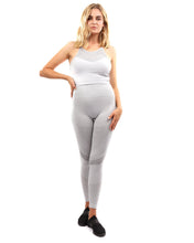 Load image into Gallery viewer, Helia Seamless Leggings &amp; Sports Bra Set - Grey
