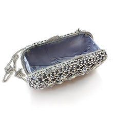 Load image into Gallery viewer, LO2364 - Imitation Rhodium White Metal Clutch with Top Grade Crystal
